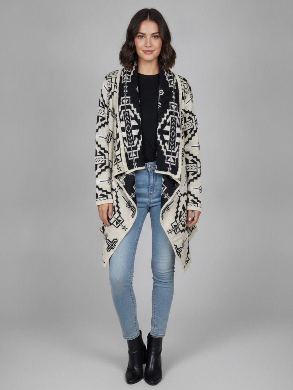 Beulah Style Black White Patterned Knit Cardigan